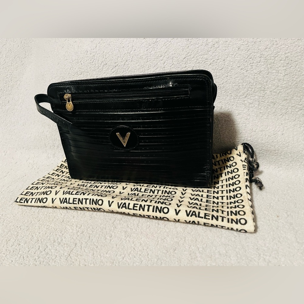 Mario Valentino Black Clutch/ Wristlet w/ Dust bag - Picture 2 of 16